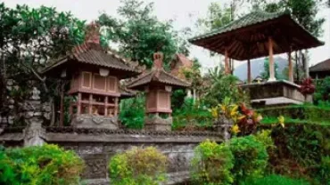 10 Best Exotic Places to Take an Extended Holiday