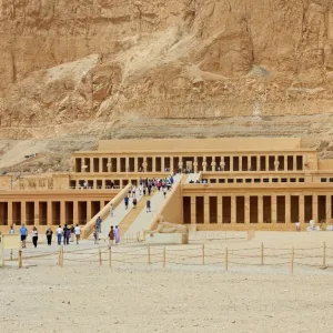 Luxor Deluxe guided tour from Hurghada – Sightseeing and Tours Luxor Deluxe guided tour from Hurghada Sightseeing and Tours