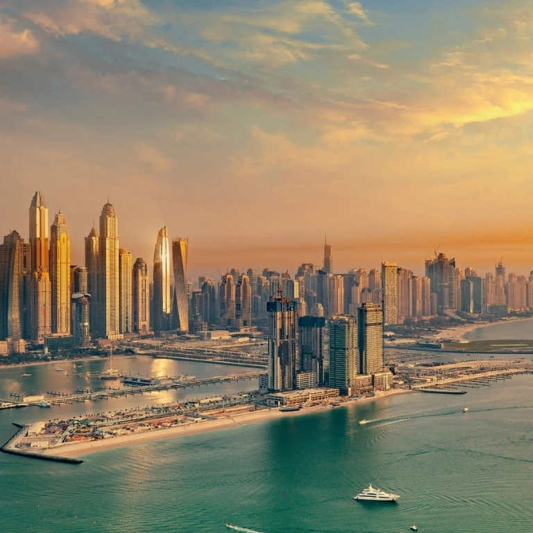 Qasr Al Watan + The View at the Palm Non Prime – Combo – Combos and more adventures Qasr Al Watan + The View at the Palm Non Prime - Combo Combos and more adventures