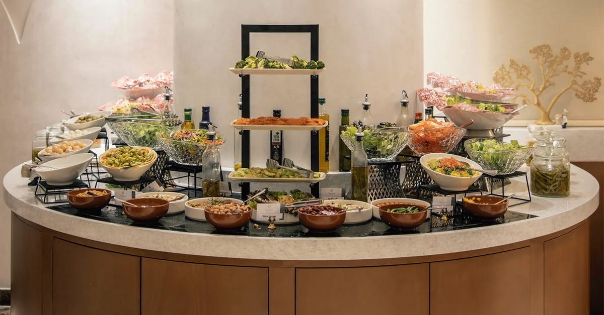 4* Breakfast Buffet With Soft Beverages For A Child Or Up To 4 Adults in Abu Dhabi | Dubai Travel Tours 4* Breakfast Buffet With Soft Beverages For A Child Or Up To 4 Adults in Abu Dhabi | Dubai Travel Tours - Image 4