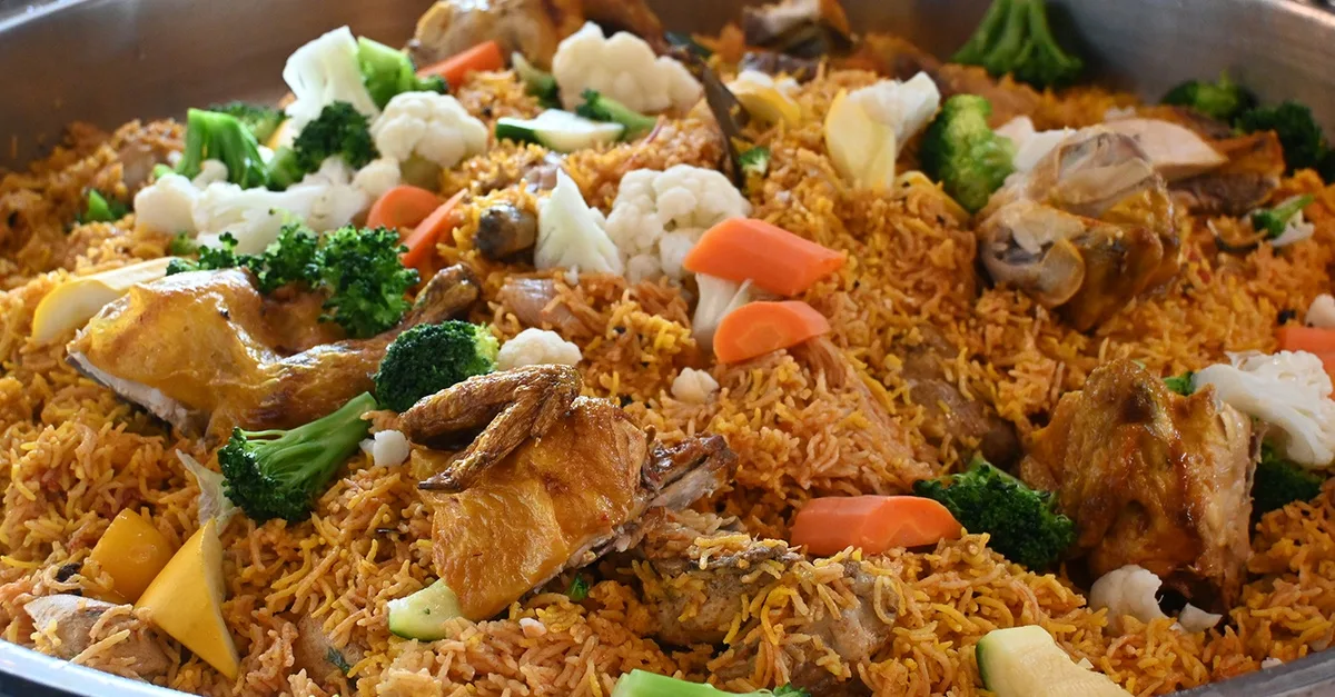 4* Saturday Brunch + Beverages, Live Stations & More: Child Or Adult in Dubai | Dubai Travel Tours United Arab Emirates