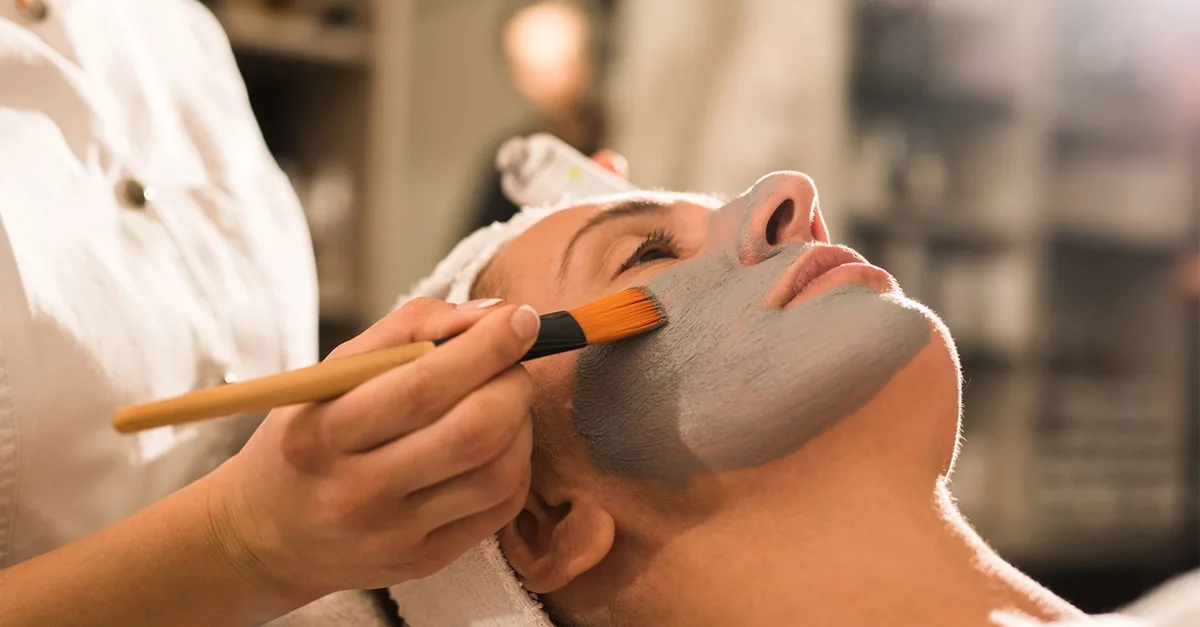 45-minute Facial in Dubai | Dubai Travel Tours 45-minute Facial at Ombre Salon JVC