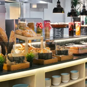 5-star Breakfast With Drinks | Pool Access Option in Dubai | Dubai Travel Tours 5-star Breakfast With Drinks | Pool Access Option at Le Murooj @ 5* Swissotel Al Murooj