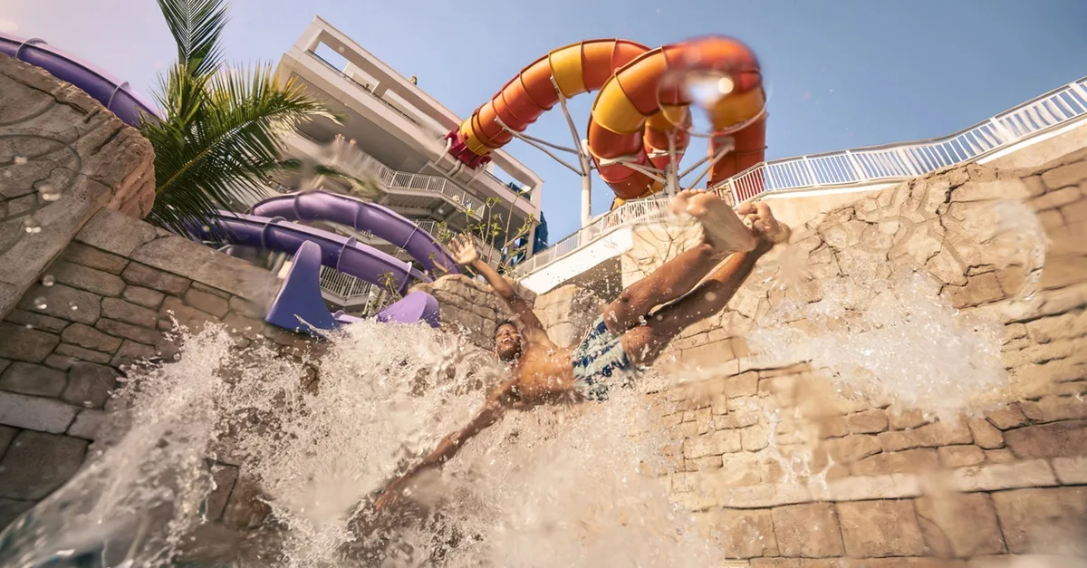 Aquaventure Waterpark Day Pass For Adults & Children In Dubai | Dubai Travel Tours Dubai