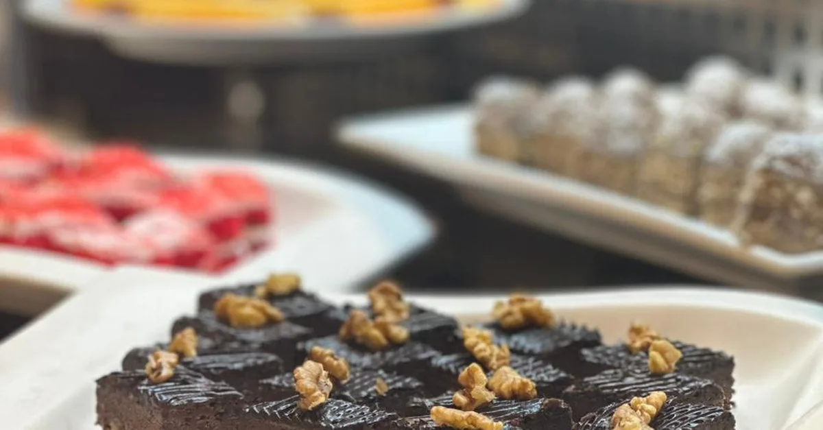 Breakfast Buffet With Drinks in Abu Dhabi | Dubai Travel Tours United Arab Emirates