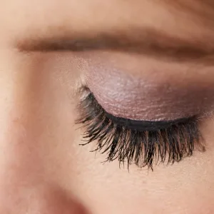 Brow Threading, Tinting, Lamination & Classic Lash Extensions in Dubai | Dubai Travel Tours Brow Threading
