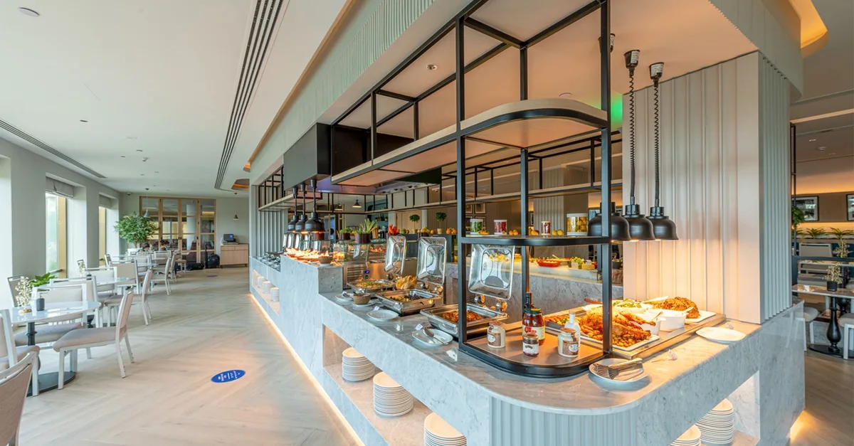 Delicious And Refreshing Lunch Or Dinner Buffet With Beverages in Abu Dhabi | Dubai Travel Tours Abu Dhabi