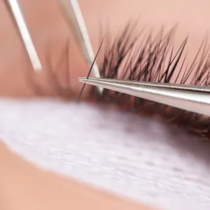 Fuller Lashes & Lifted Brows:… in Dubai | Dubai Travel Tours Fuller Lashes & Lifted Brows:… at Anjelika’s Beauty Salon
