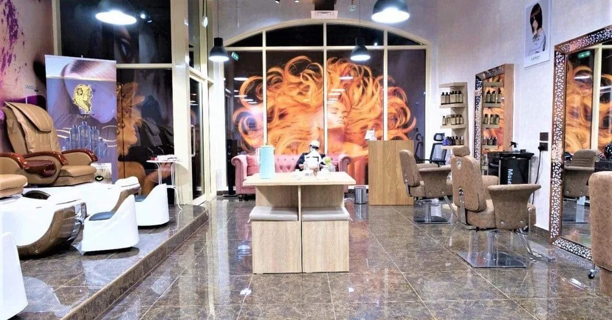 Get A Fresh Look With A Hair Wash, Trim & Blowdry For Medium Length in Dubai | Dubai Travel Tours United Arab Emirates
