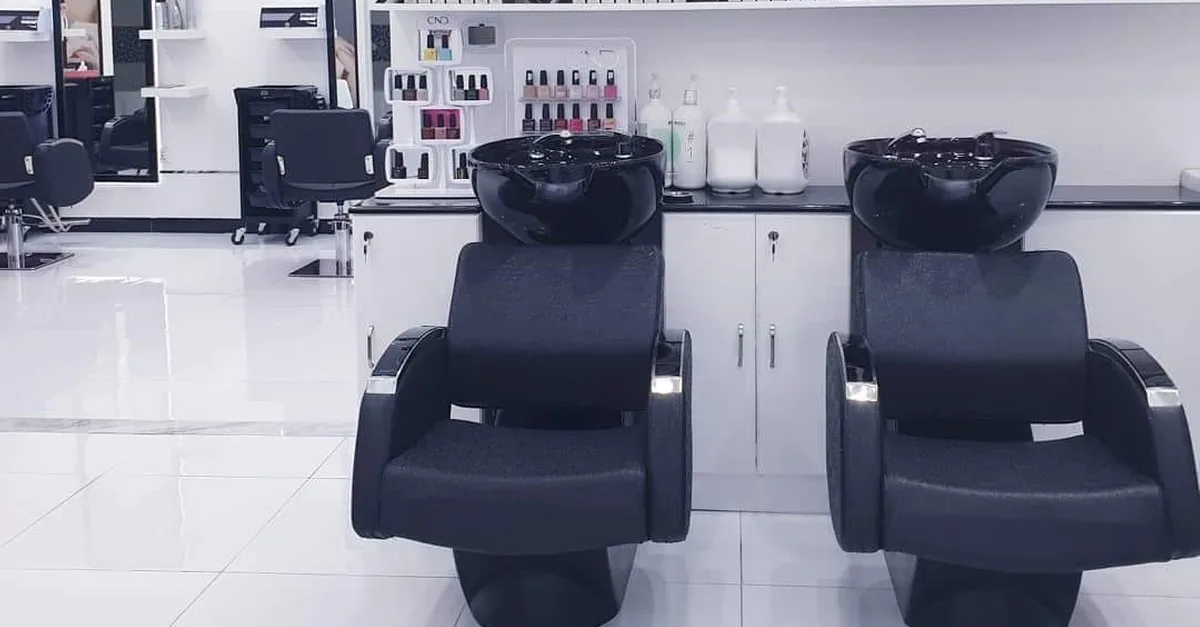 Get Ready To Flaunt Your Perfect Classic Or Gel Mani-pedi Makeover in Dubai | Dubai Travel Tours Dubai
