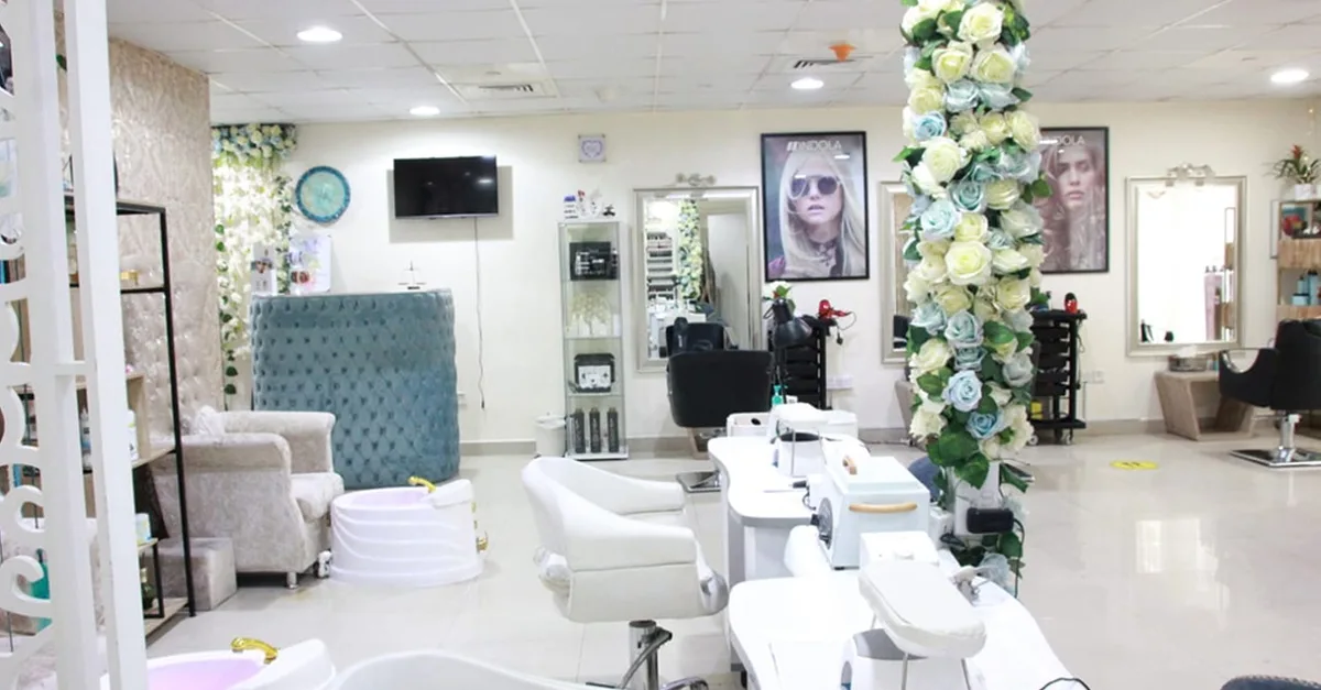 Glow & Rejuvenate: Eye Contour, Herbal & Dr. Renaud Facials in Dubai | Dubai Travel Tours United Arab Emirates