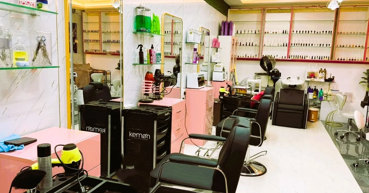 Hair & Beauty Services: Haircuts, Color, Treatments & More in Dubai | Dubai Travel Tours Treatments & More at Glam and grace beauty salon