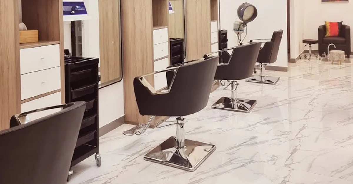Hair Color, Highlights With Wash And Blow-dry At Ombre Salon – Arjan in Dubai | Dubai Travel Tours Dubai