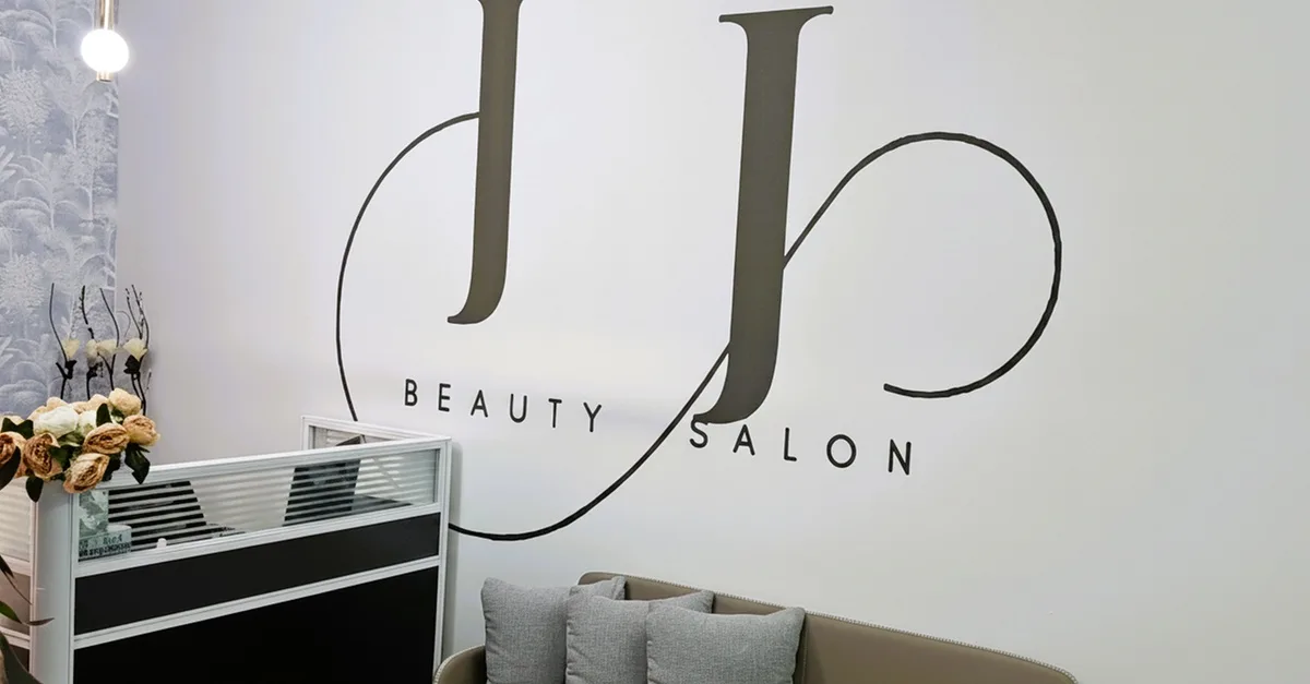 Hair Cut & Wash W Optional Blow Dry, Color For Up To 14 Inches & More in Dubai | Dubai Travel Tours Hair Cut & Wash W Optional Blow Dry