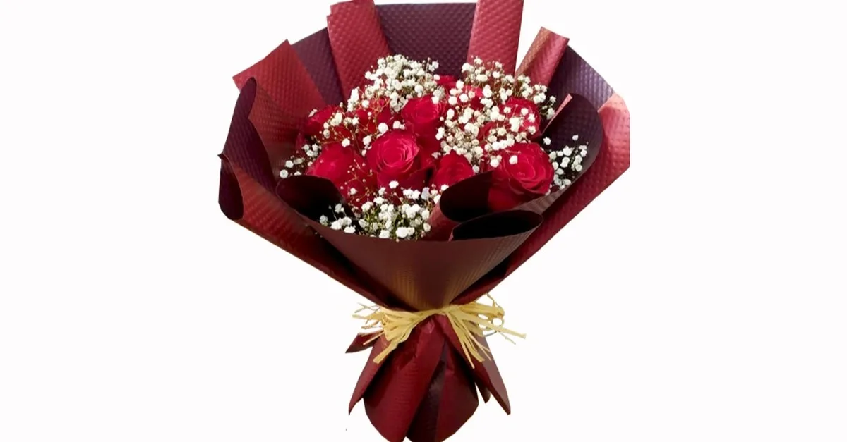 Handcrafted Rose Bouquets, 12 To 100 Roses Choice Of Color in Dubai | Dubai Travel Tours United Arab Emirates