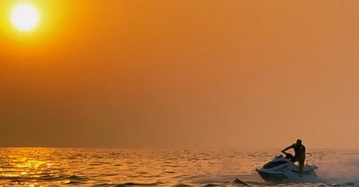 Jet Skiing in Sharjah & N. Emirates | Dubai Travel Tours Sharjah & N. Emirates