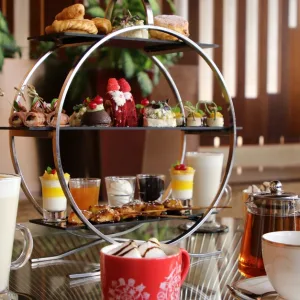Lindt Afternoon Tea Experience For A Child (aed35), 2, Or 4 Adults in Dubai | Dubai Travel Tours Lindt Afternoon Tea Experience For A Child (aed35)