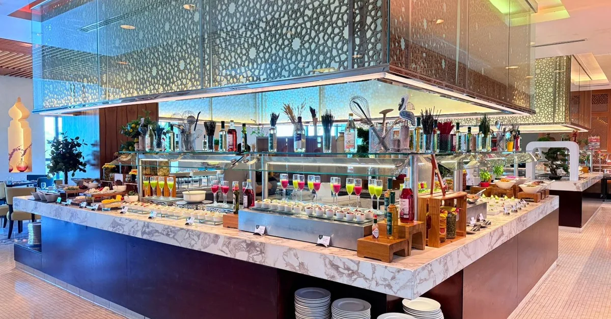 Lunch Dinner Buffet With Soft Beverages Up To Four Adults Or A Child in Abu Dhabi | Dubai Travel Tours Lunch Dinner Buffet With Soft Beverages Up To Four Adults Or A Child in Abu Dhabi | Dubai Travel Tours - Image 4
