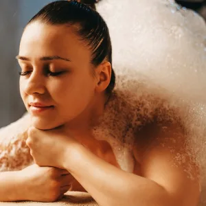 Moroccan Bath With And Without Body Mask For Revitalization in Dubai | Dubai Travel Tours Moroccan Bath With And Without Body Mask For Revitalization at Beautiful Layla Beauty Salon