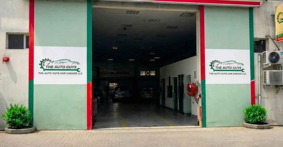 Oil Change in Dubai | Dubai Travel Tours Oil Change in Dubai | Dubai Travel Tours - Image 4