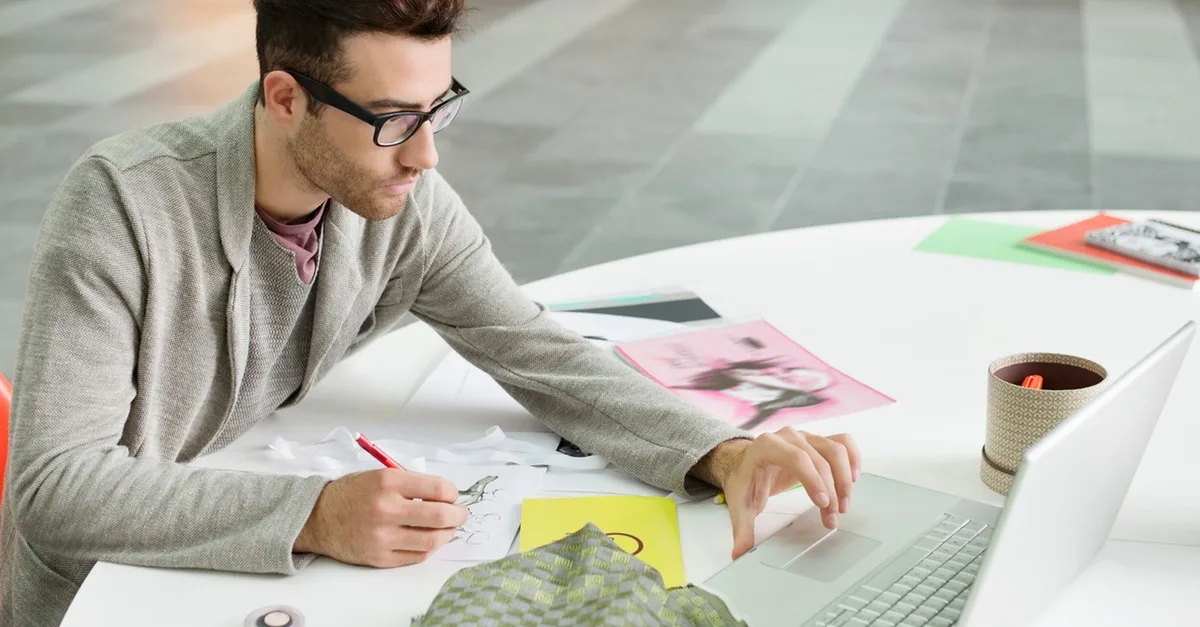 Online Fashion Blogger Course in National Deal | Dubai Travel Tours Online Fashion Blogger Course at Alpha Academy