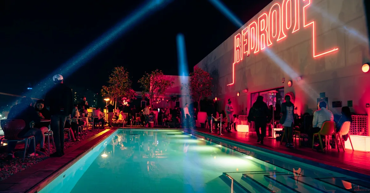 Poolside Escape With Rooftop Views, F&b Credit & Live Dj Entertainment in Dubai | Dubai Travel Tours Poolside Escape With Rooftop Views