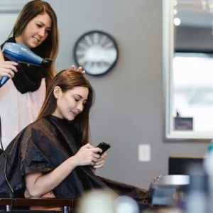 Professional At-home Hair & Eyebrow Services For Your Convenience in Abu Dhabi | Dubai Travel Tours Professional At-home Hair & Eyebrow Services For Your Convenience at Beautifly by M Home Service Salon