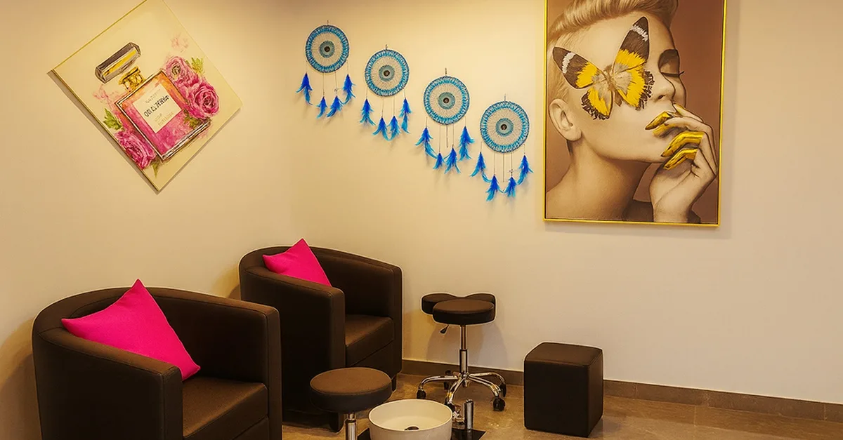 Professional Hair Coloring Services – Root Touch-up, Color & Highlight in Dubai | Dubai Travel Tours Color & Highlight at Ombre Mademoiselle Beauty Salon - Dubai Land