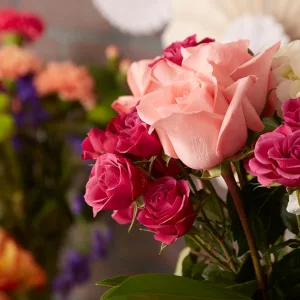 Rose Bouquet Delivery at Black Petals Flowers