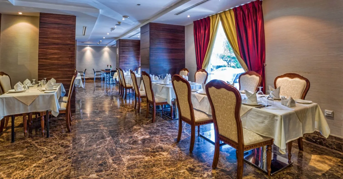 Set Meal With Salad And Soup At L’auberge Palace Restaurant in Abu Dhabi | Dubai Travel Tours United Arab Emirates