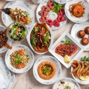 Sharing-style Menu For A Child (aed 45) Or 1, 2, Or 4 Adults (aed 85) in Dubai | Dubai Travel Tours Sharing-style Menu For A Child (aed 45) Or 1