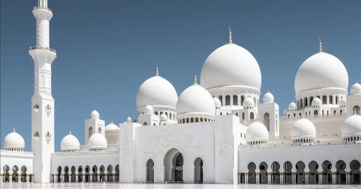 The Marvels Of Abu Dhabi: City & Temple Visits By Desert Vibes Tourism in Dubai | Dubai Travel Tours The Marvels Of Abu Dhabi: City & Temple Visits By Desert Vibes Tourism at Desert Vibes Tourism