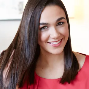 Transform Frizzy Hair W Keratin Treatment For Shoulder Length in Dubai | Dubai Travel Tours Transform Frizzy Hair W Keratin Treatment For Shoulder Length at New Look Beauty Salon