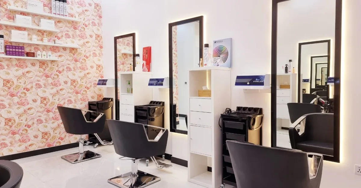 Wash, Blow-dry, W Optional Roots Color, Full Hair Colour & Highlights in Dubai | Dubai Travel Tours Dubai