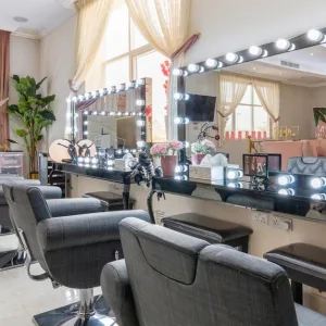 Wash, Trim And Blow-dry With Optional Hot Oil Treatment Or Root Colour in Dubai | Dubai Travel Tours Wash