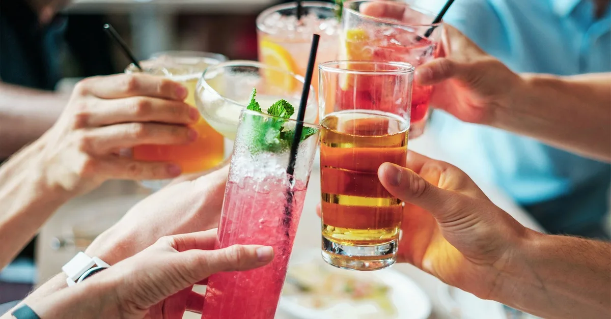 Weekend International Night Buffet For 1 Child Or 1, 2, 3 Or 4 Adult in Dubai | Dubai Travel Tours Dubai